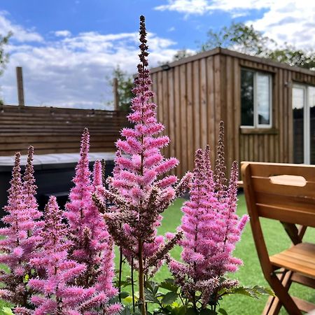 Mill Stream Retreat Villa Legbourne ภายนอก รูปภาพ
