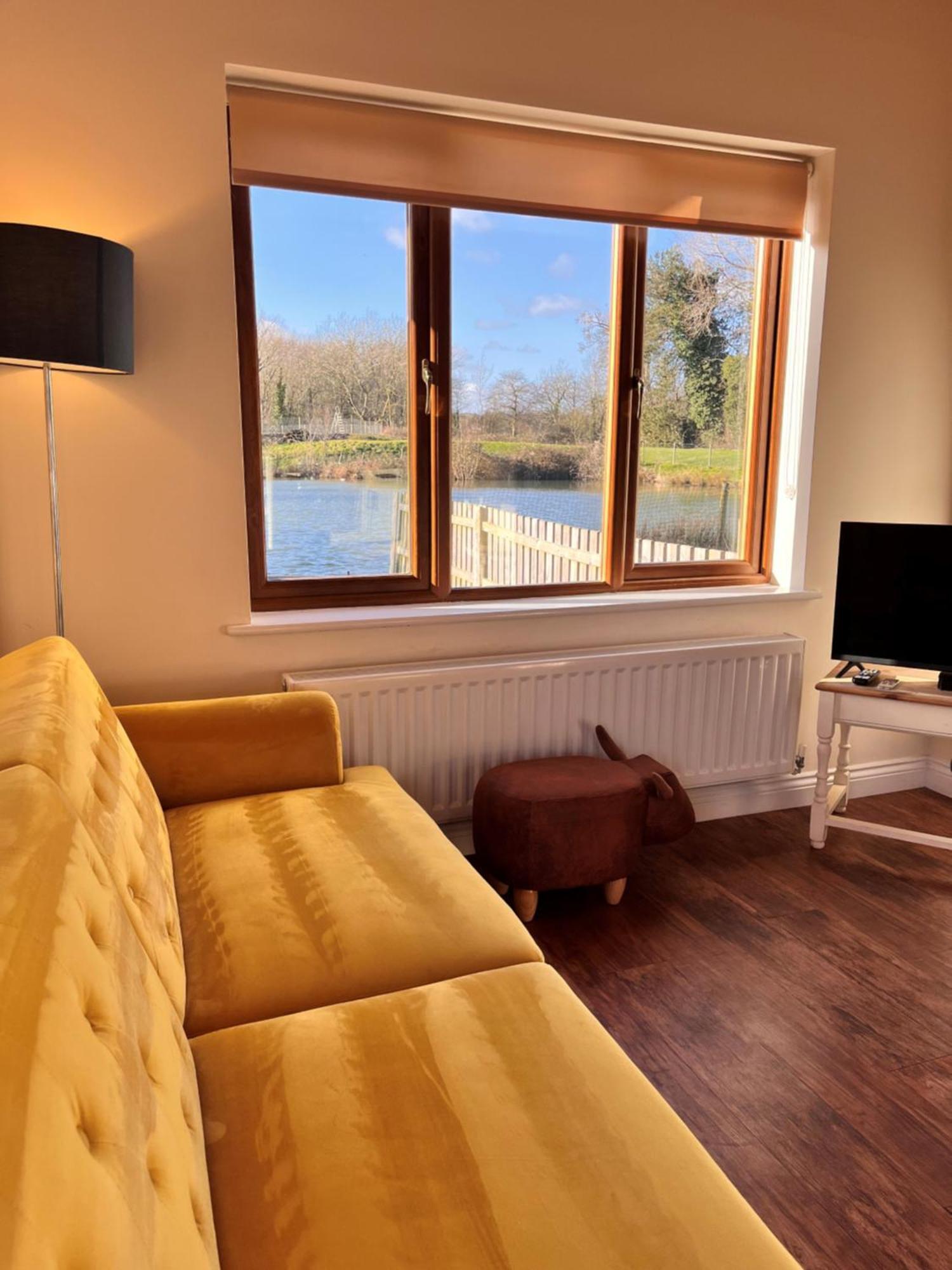 Mill Stream Retreat Villa Legbourne ภายนอก รูปภาพ