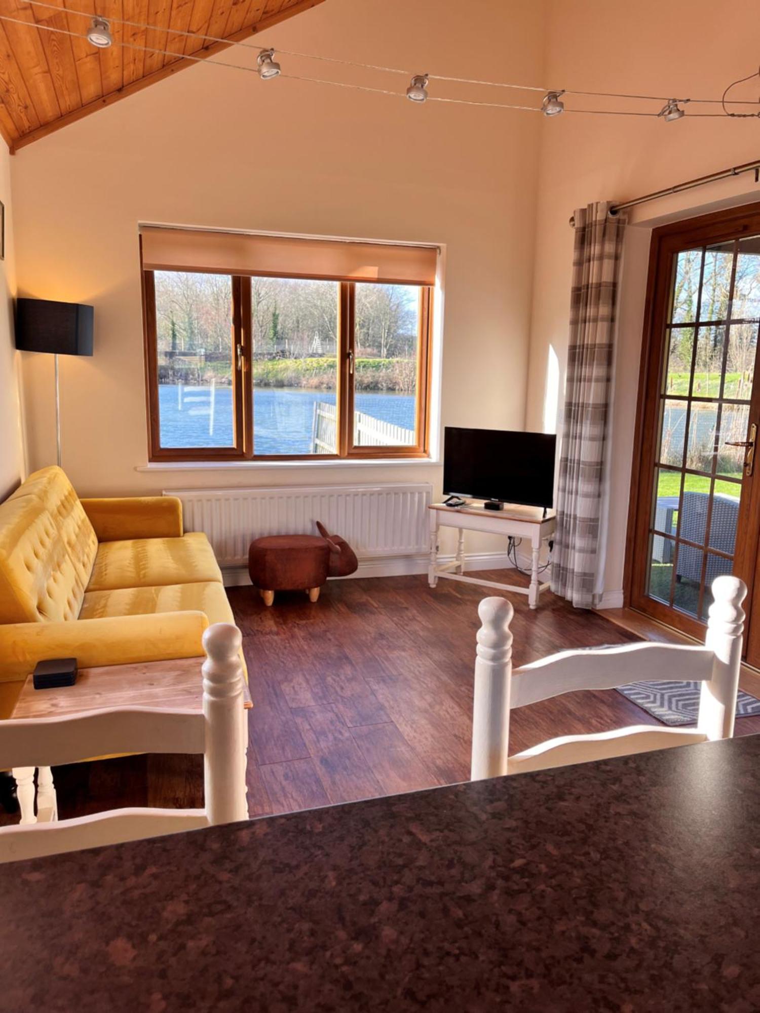 Mill Stream Retreat Villa Legbourne ภายนอก รูปภาพ